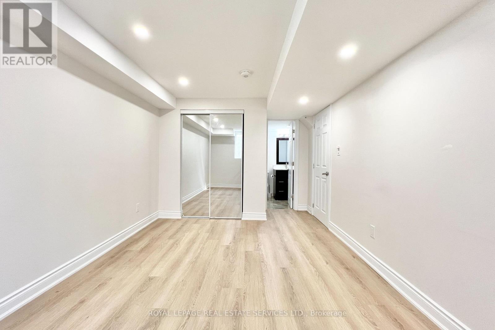 Bsmt - 411 Grindstone Trail, Oakville, Ontario  L6H 0S1 - Photo 16 - W12772816