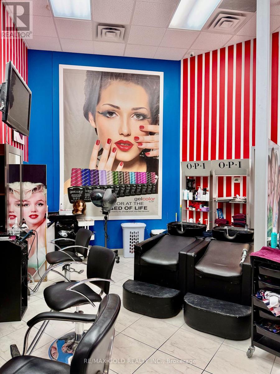 65 - 280 Guelph Street, Halton Hills, Ontario  L7G 4B1 - Photo 3 - W12772846