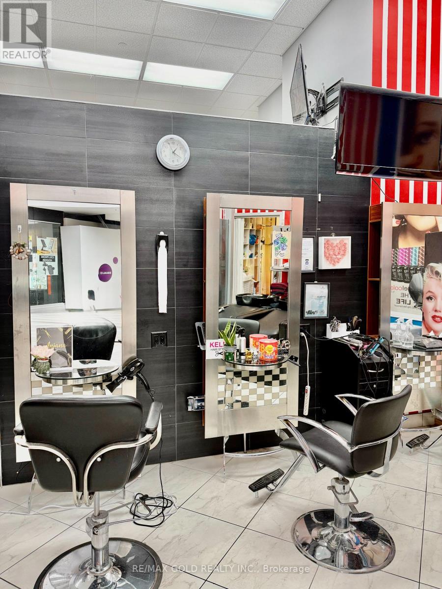 65 - 280 Guelph Street, Halton Hills, Ontario  L7G 4B1 - Photo 5 - W12772846