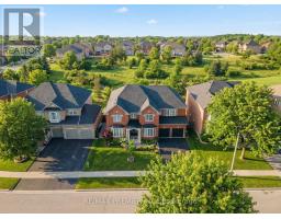 10 PALI DRIVE, Brampton, Ontario