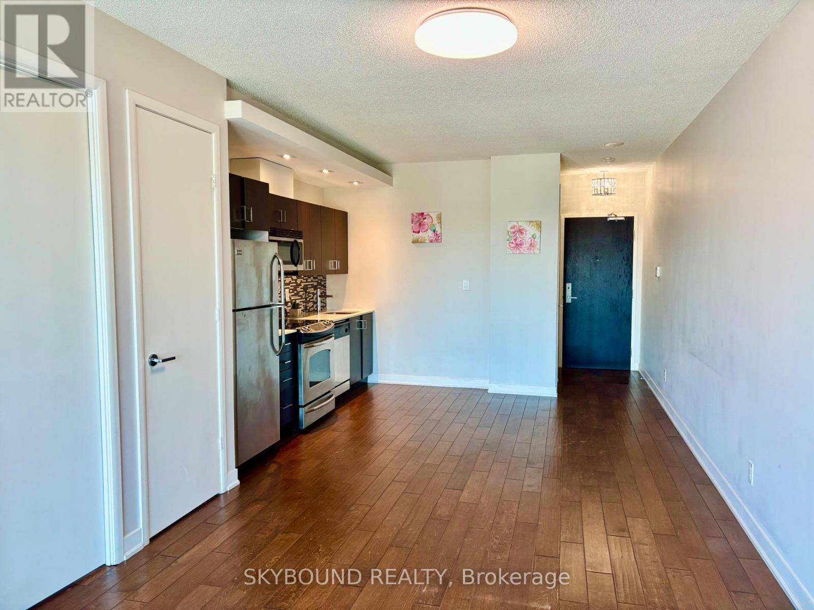 2723 - 165 Legion Road N, Toronto, Ontario  M8Y 0B3 - Photo 17 - W12772890