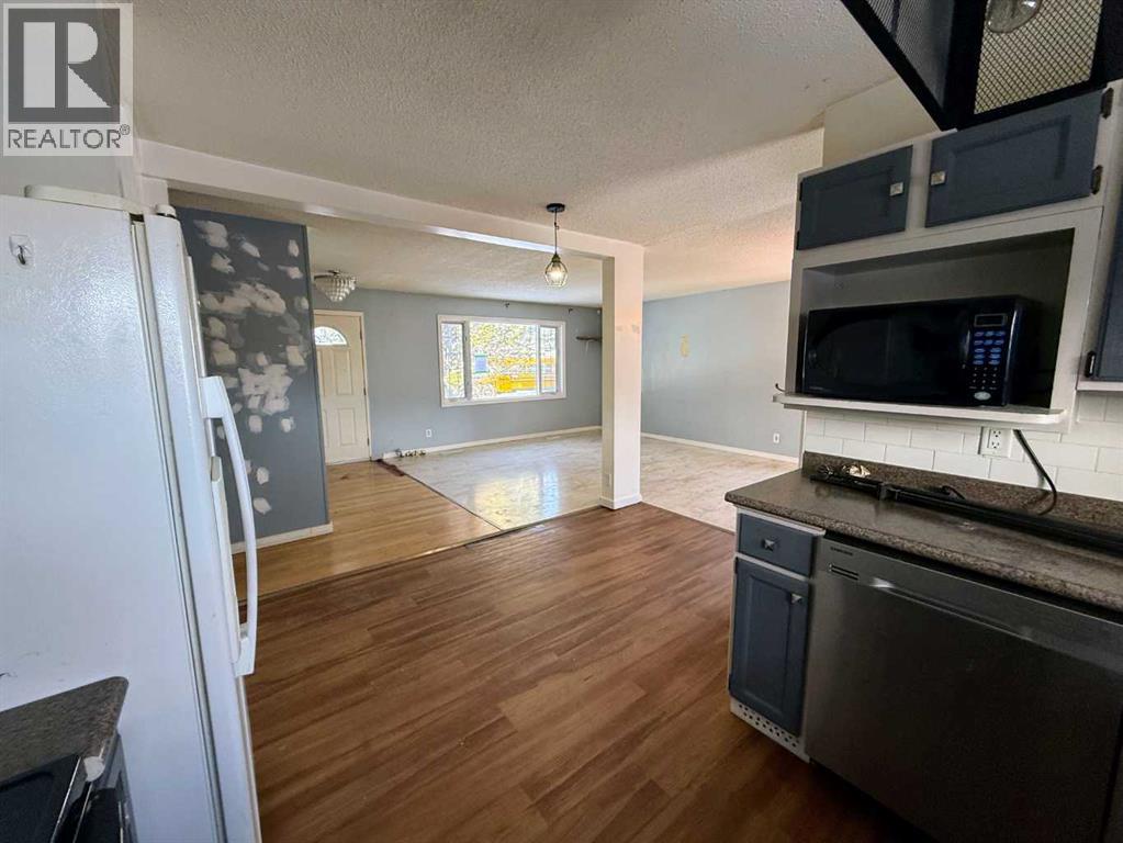 222 Eagle Road N, Lethbridge, Alberta  T1H 4S6 - Photo 8 - A2272797