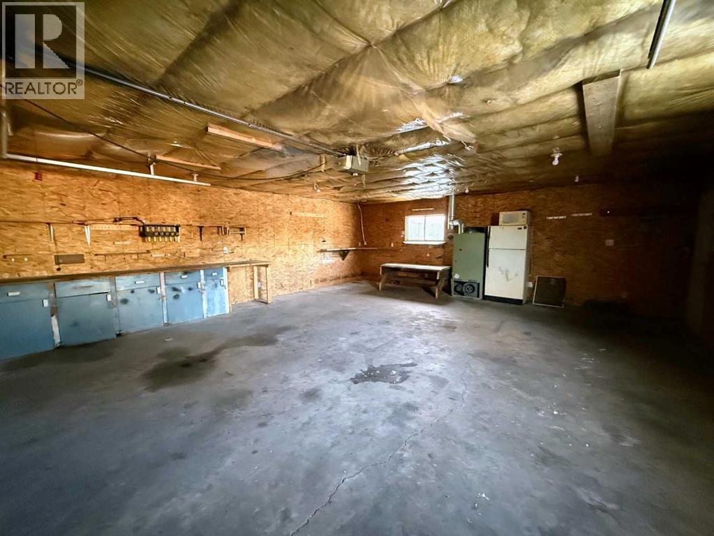 222 Eagle Road N, Lethbridge, Alberta  T1H 4S6 - Photo 31 - A2272797