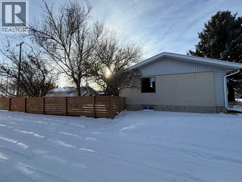 222 Eagle Road N, Lethbridge, Alberta  T1H 4S6 - Photo 26 - A2272797