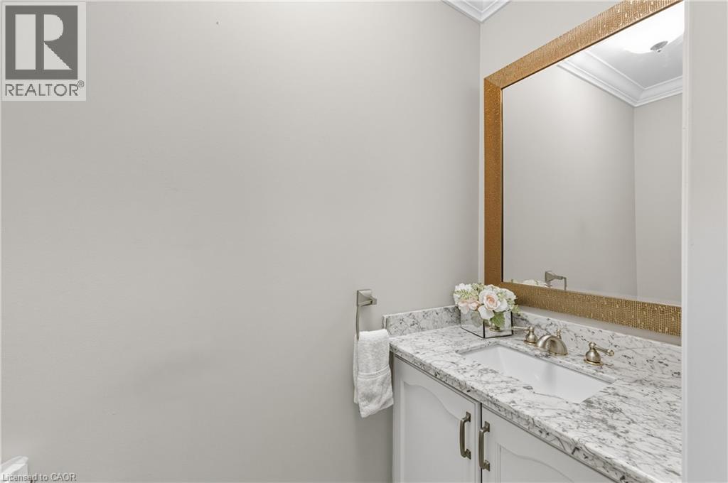 5555 Prince William Drive Unit# 8, Burlington, Ontario  L7L 6P2 - Photo 9 - 40775406