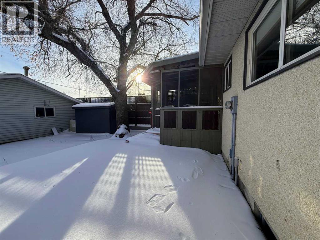 222 Eagle Road N, Lethbridge, Alberta  T1H 4S6 - Photo 29 - A2272797