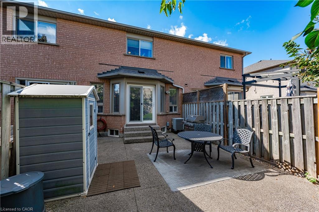 5555 Prince William Drive Unit# 8, Burlington, Ontario  L7L 6P2 - Photo 39 - 40775406