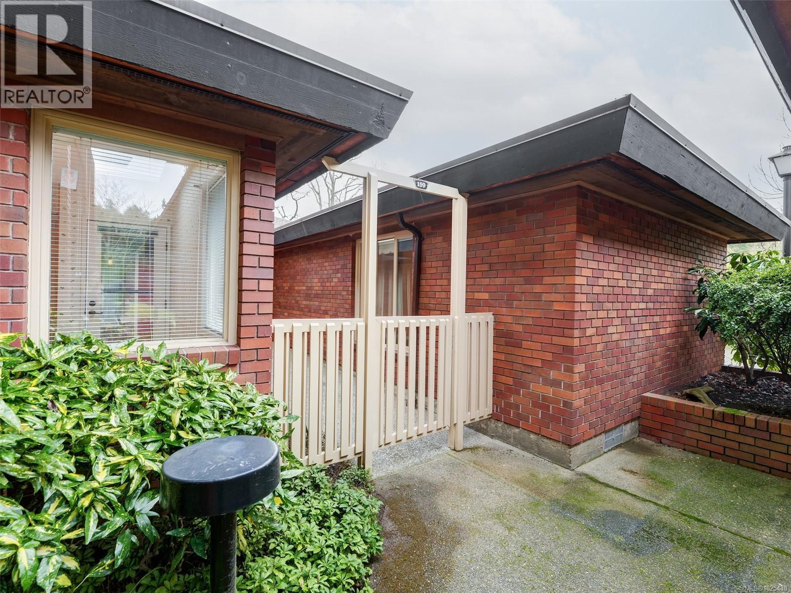 159 2345 Cedar Hill Cross Rd, Oak Bay, British Columbia  V8P 5H9 - Photo 9 - 1025438