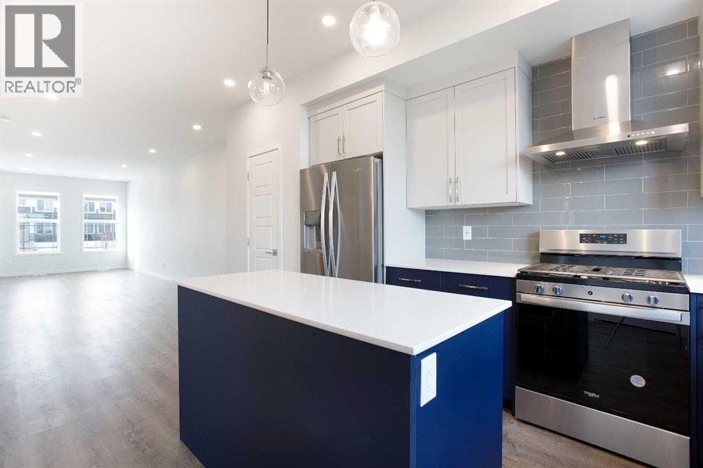 16 Creekstone Drive Sw, Calgary, Alberta  T2X 4Z5 - Photo 11 - A2281800