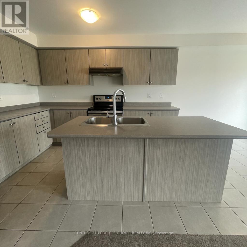 40 Butcher Crescent, Brantford, Ontario  N3T 0P3 - Photo 9 - X12772714