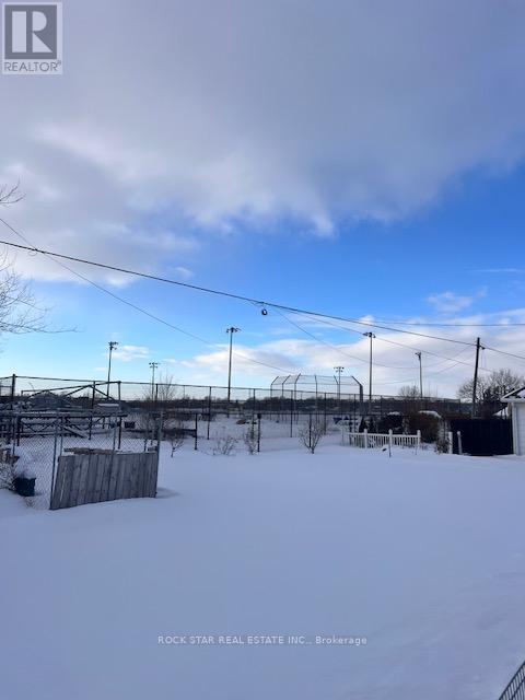 73 Oakwood Street, Port Colborne, Ontario  L3K 5G1 - Photo 16 - X12772726