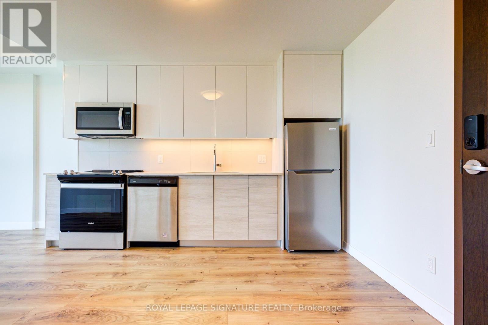 3901 - 60 Frederick Street, Kitchener, Ontario  N2H 0C7 - Photo 5 - X12772784