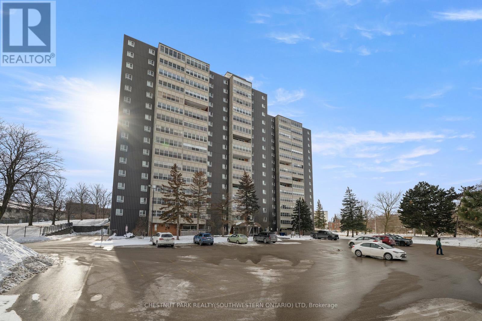 1005 - 225 Harvard Place, Waterloo, Ontario  N2J 4H4 - Photo 28 - X12772796