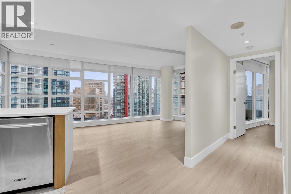 Listing Picture 17 of 26 : 2305 1205 W HASTINGS STREET, Vancouver / 溫哥華 - 魯藝地產 Yvonne Lu Group - MLS Medallion Club Member