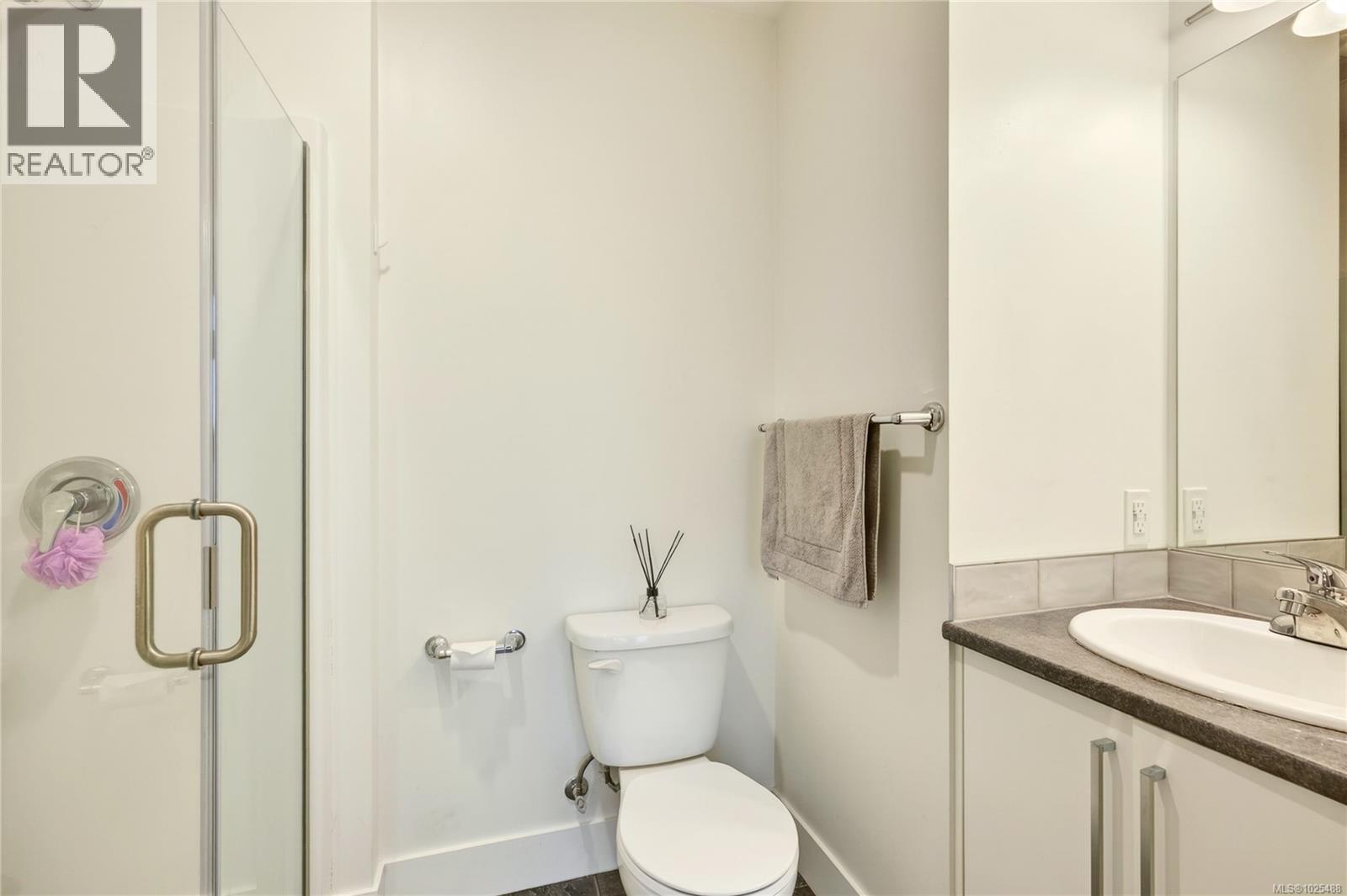 106 308 Hillcrest Ave, Nanaimo, British Columbia  V9R 6G6 - Photo 7 - 1025488