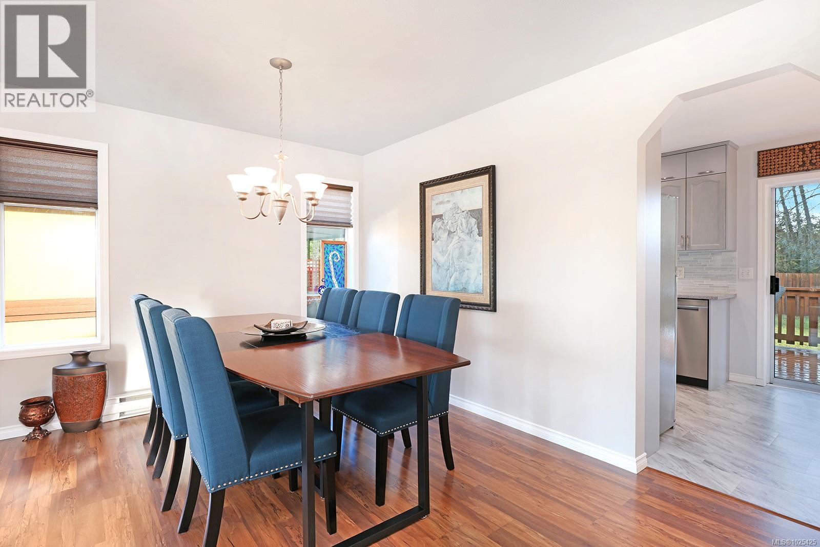 2392 Valley View Dr, Courtenay, British Columbia  V9N 8S5 - Photo 15 - 1025425