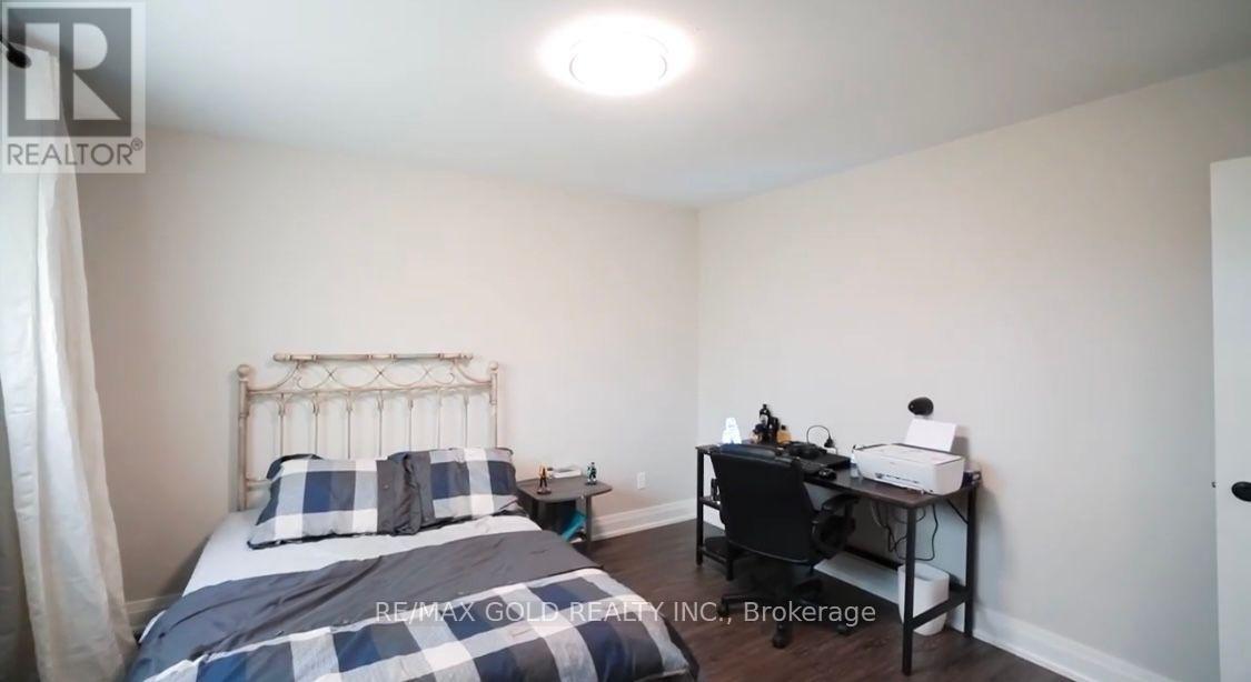 580 Gibb Street, Oshawa (Vanier), Ontario  L1J 1Z5 - Photo 7 - E12765294