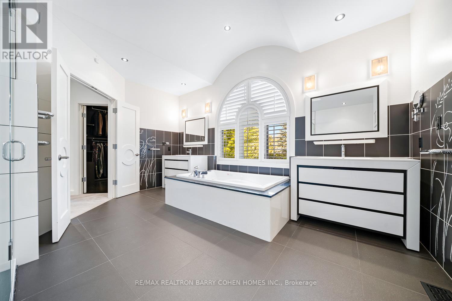 35 Daymond Drive, Puslinch, Ontario  N0B 2J0 - Photo 25 - X12771660