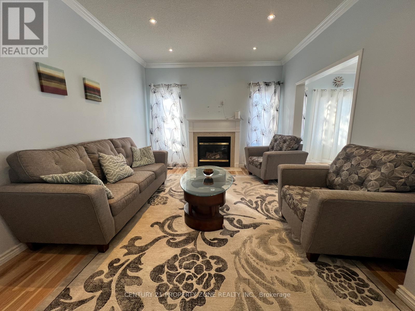 16 Cottontail Road, Brampton (Fletcher's Meadow), Ontario  L7A 3R3 - Photo 7 - W12738514