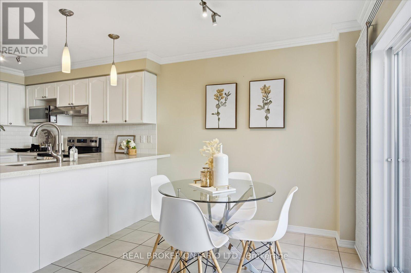 61 Aster Crescent, Whitby, Ontario  L1M 1J8 - Photo 14 - E12772938