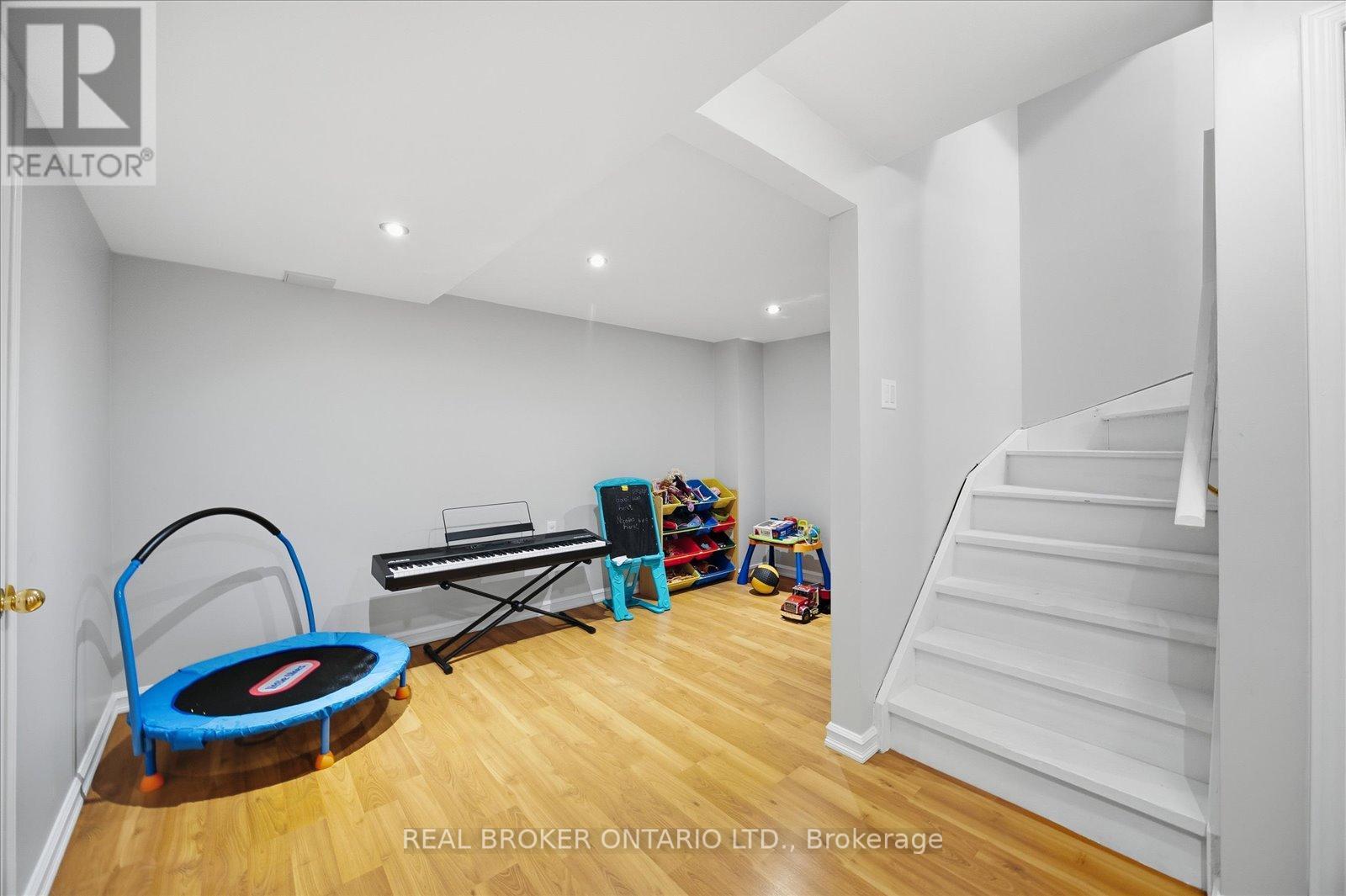 61 Aster Crescent, Whitby, Ontario  L1M 1J8 - Photo 40 - E12772938