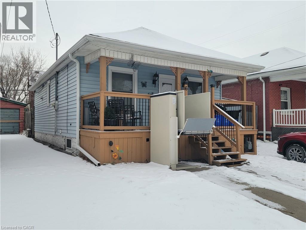 6 CLUNY Avenue, Hamilton, Ontario