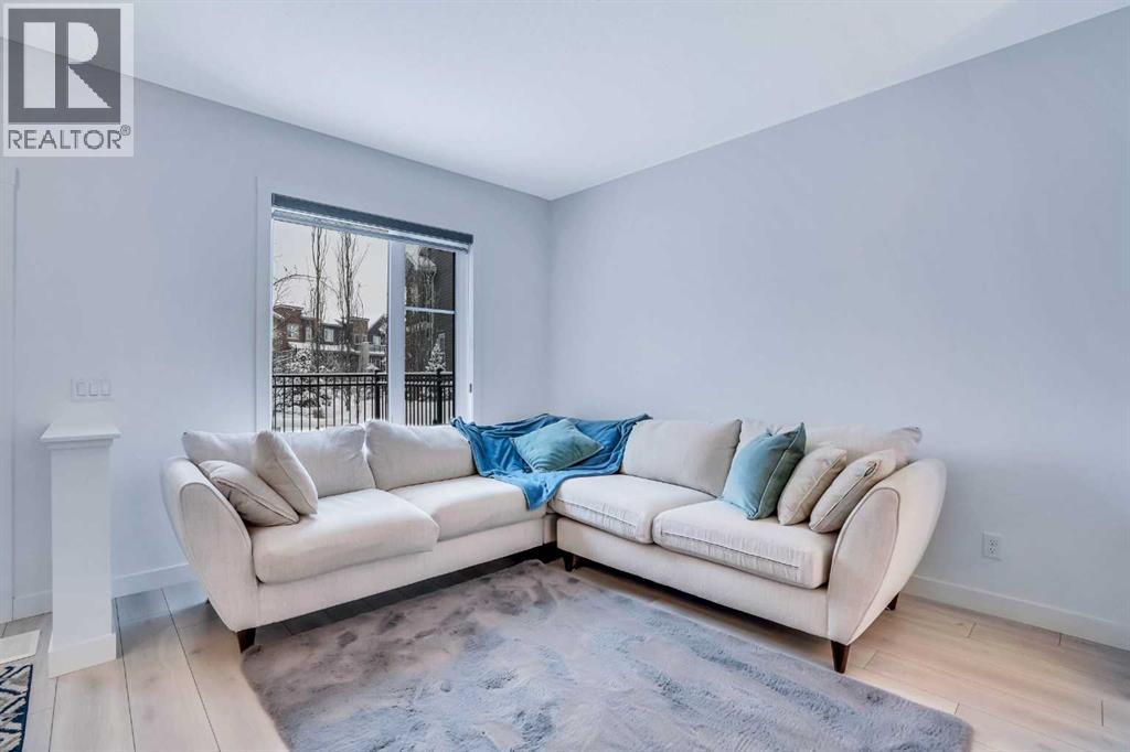 160 Livingston Common Ne, Calgary, Alberta  T3P 1K1 - Photo 4 - A2276980