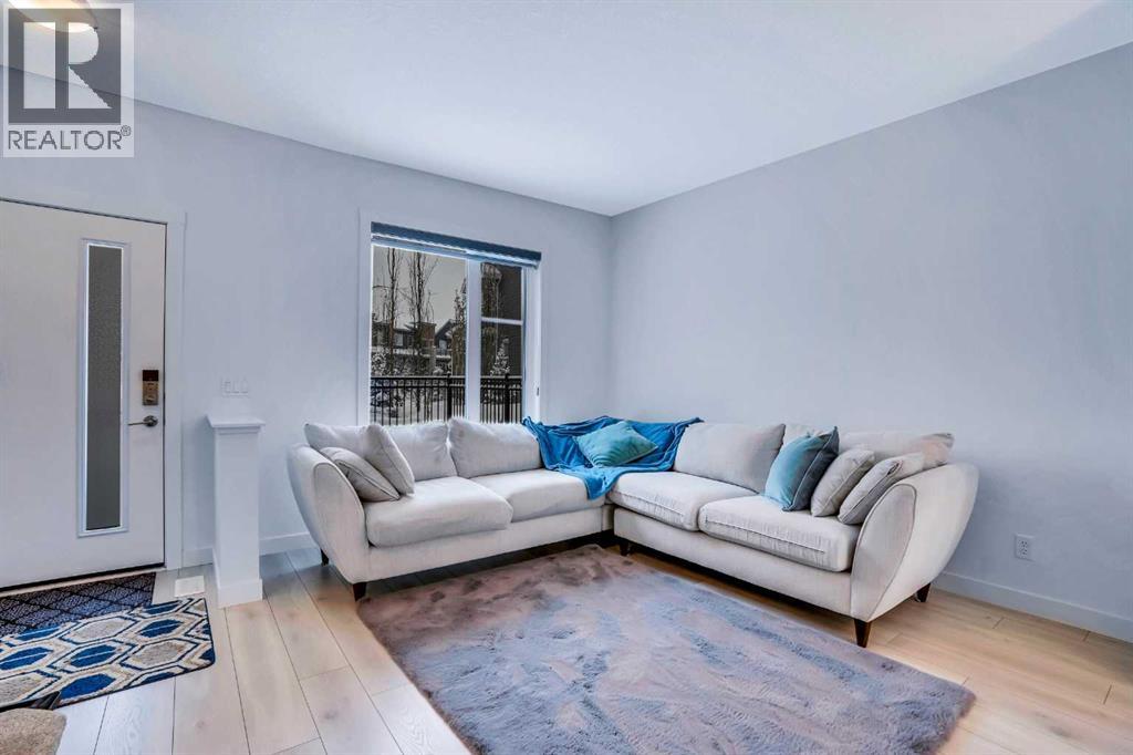 160 Livingston Common Ne, Calgary, Alberta  T3P 1K1 - Photo 5 - A2276980