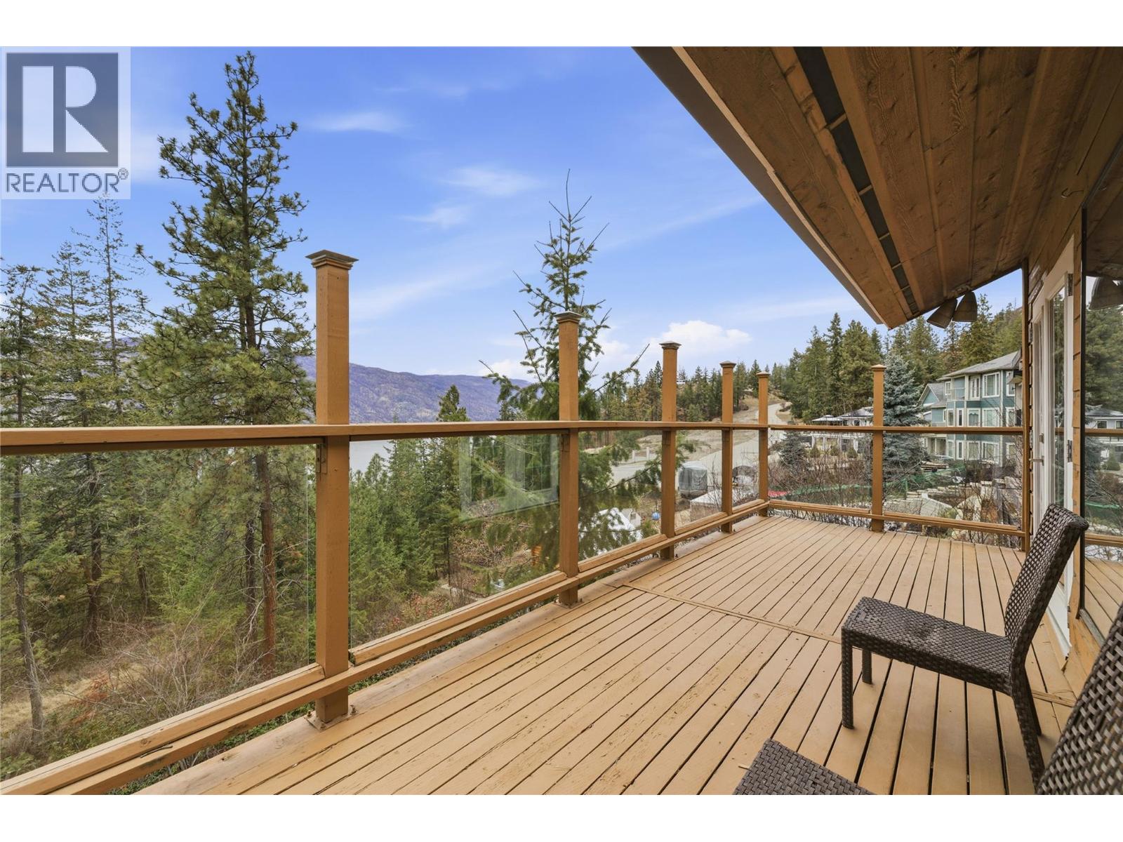 324 Clifton Road N Kelowna Photo 40