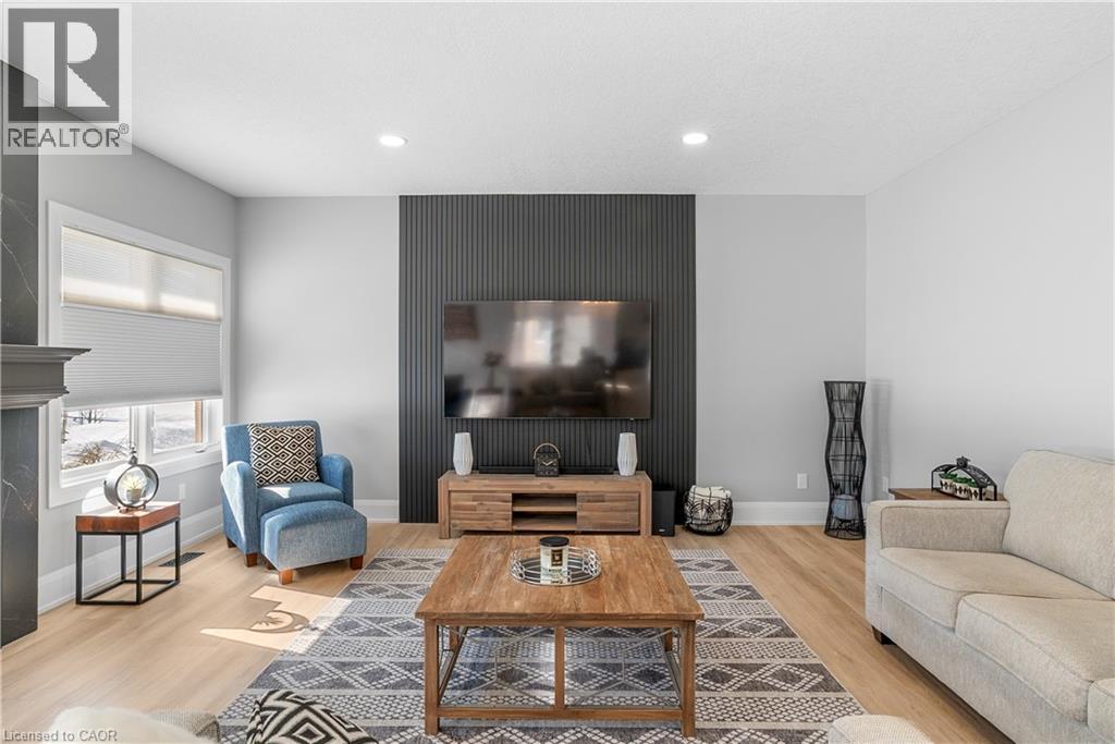 2 Cloverlea Crescent, St. George, Ontario  N0E 1N0 - Photo 19 - 40803868