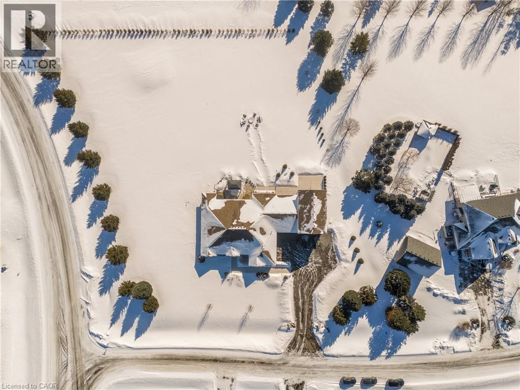 2 Cloverlea Crescent, St. George, Ontario  N0E 1N0 - Photo 49 - 40803868