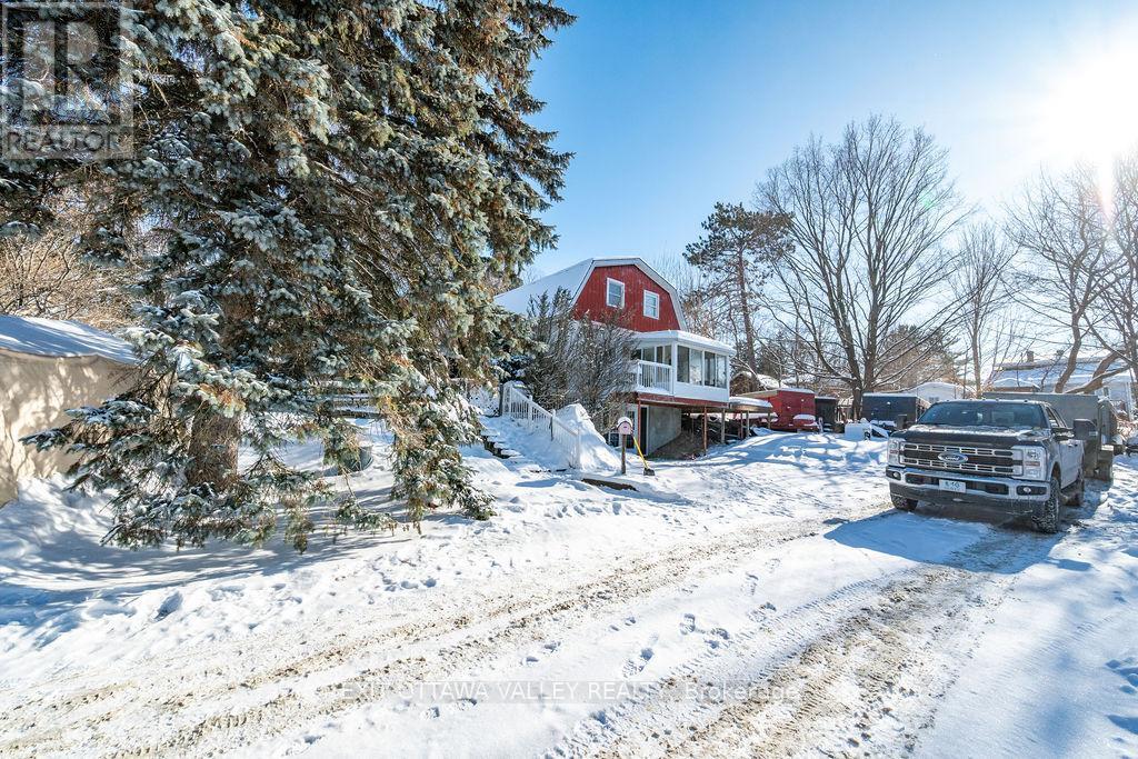 504 Estelle Street, Pembroke, Ontario  K8A 3G8 - Photo 15 - X12772942