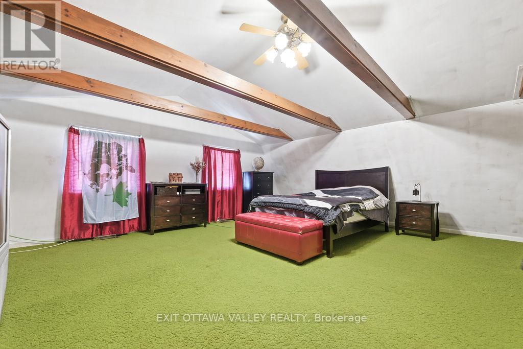 504 Estelle Street, Pembroke, Ontario  K8A 3G8 - Photo 25 - X12772942