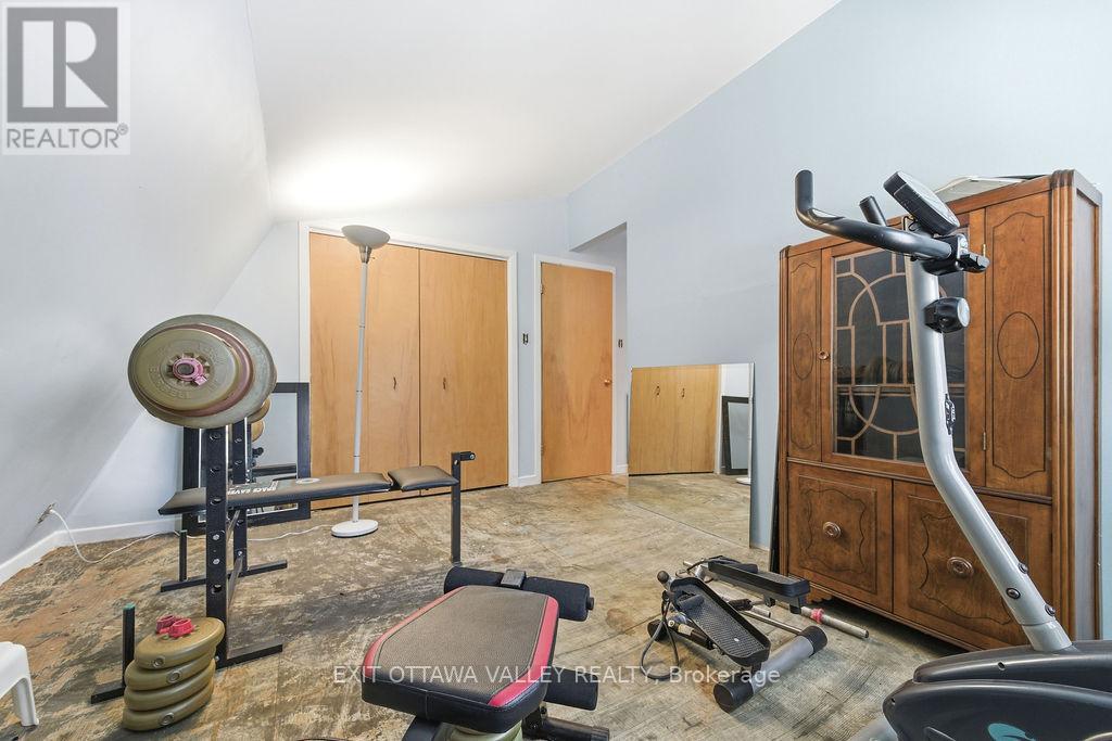 504 Estelle Street, Pembroke, Ontario  K8A 3G8 - Photo 30 - X12772942