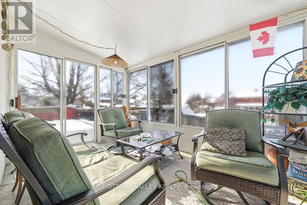 504 Estelle Street, Pembroke, Ontario  K8A 3G8 - Photo 36 - X12772942