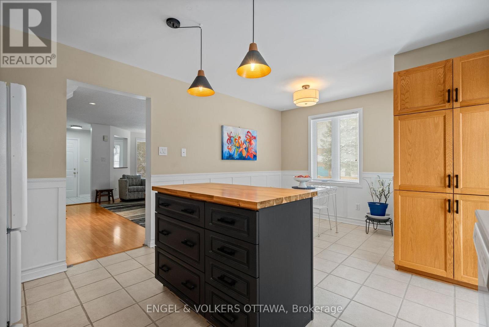 126 Whalings Circle, Ottawa, Ontario  K2S 1S4 - Photo 9 - X12772982