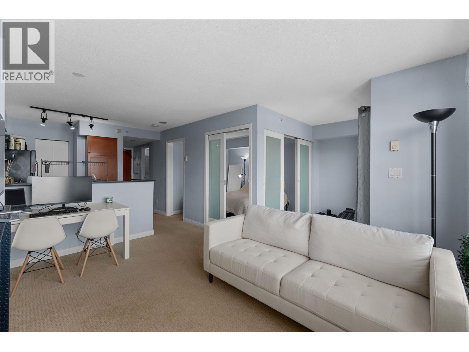 604 55 Alexander Street, Vancouver, British Columbia  V6A 1B2 - Photo 4 - R3087993