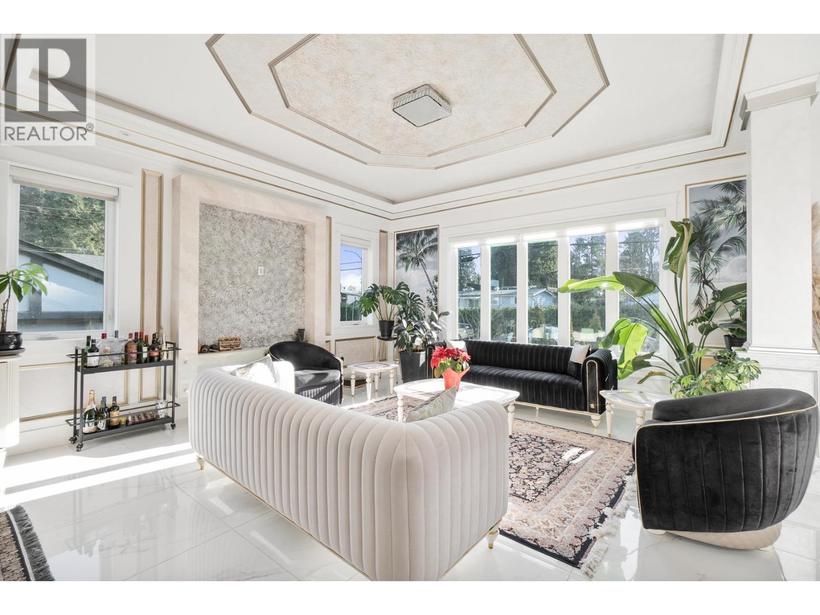 512 W 23rd Street, North Vancouver, British Columbia  V7M 2B9 - Photo 6 - R3087961