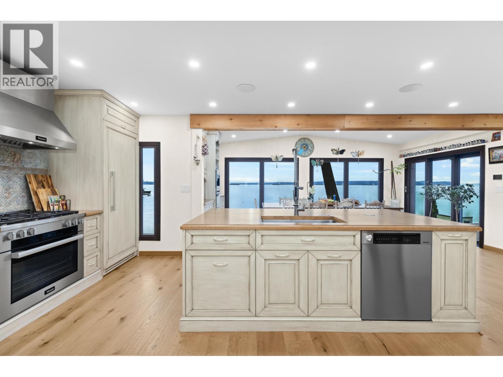 3298 Radcliffe Avenue, West Vancouver, British Columbia  V7V 1G6 - Photo 10 - R3087979