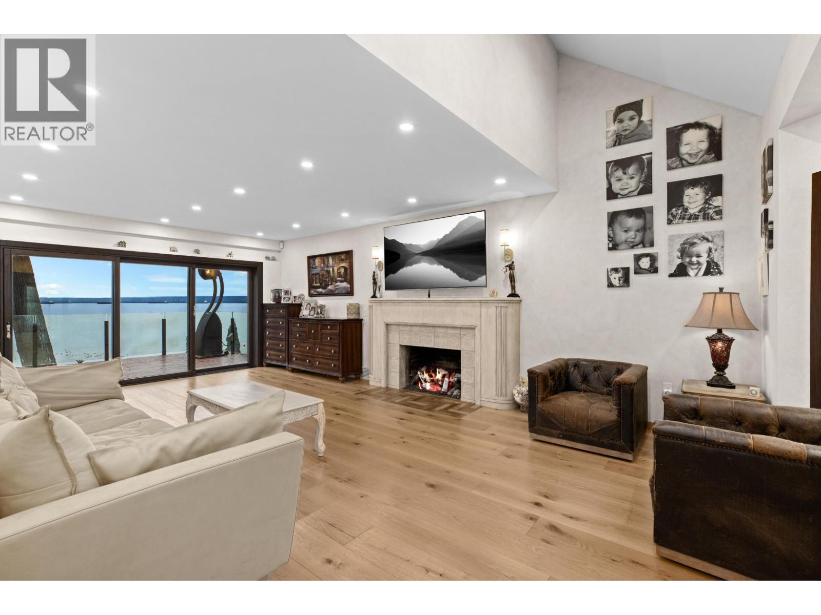 3298 Radcliffe Avenue, West Vancouver, British Columbia  V7V 1G6 - Photo 4 - R3087979