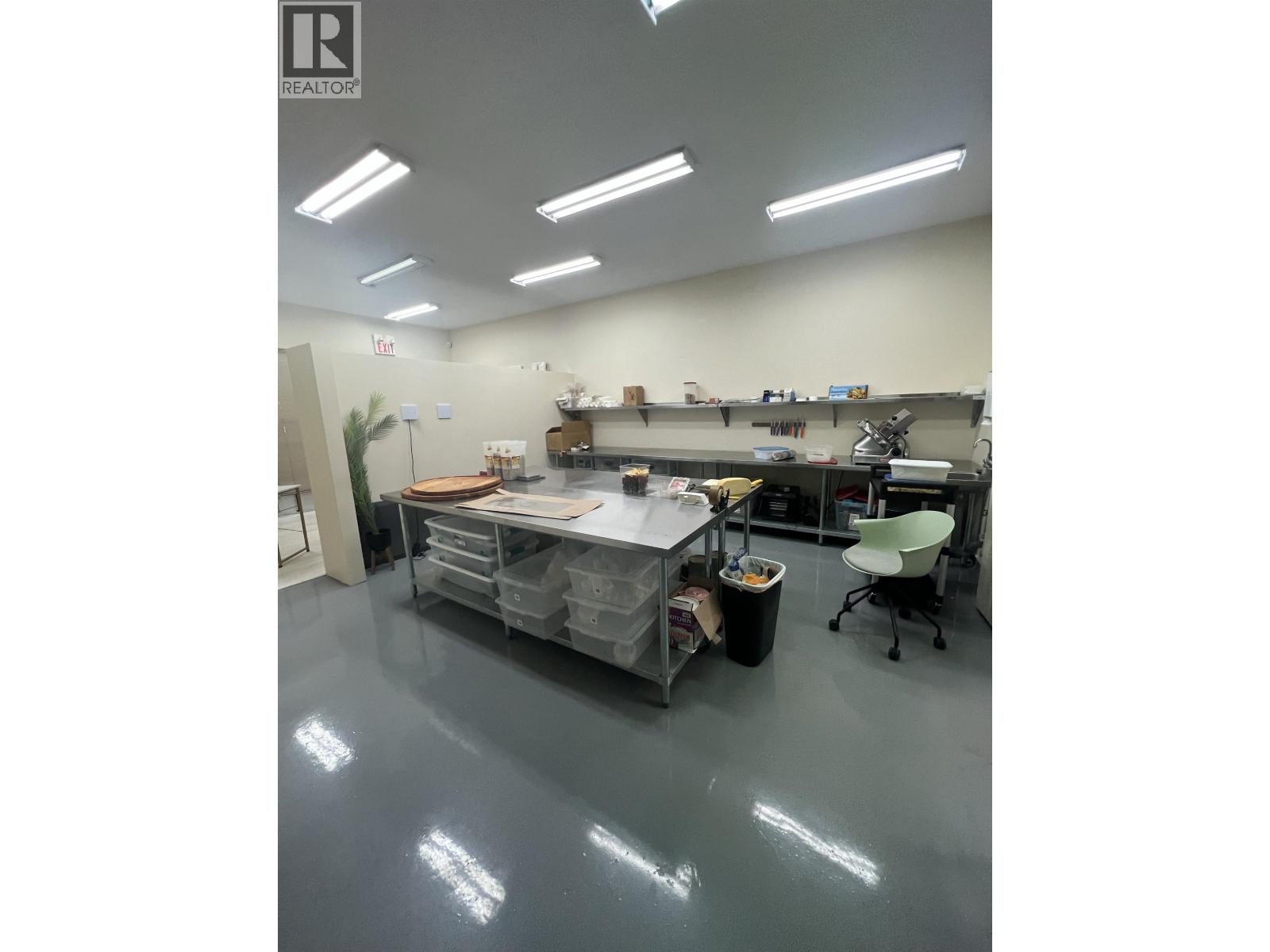 105 3993 Henning Drive, Burnaby, British Columbia  V5C 6P7 - Photo 9 - C8076012