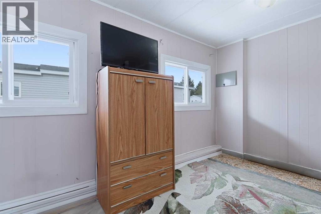 #36, 5344 76 Street, Red Deer, Alberta  T4P 2A6 - Photo 12 - A2284587