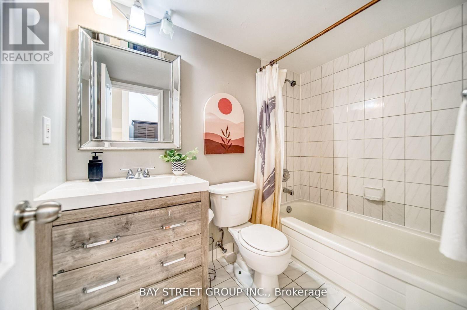 228 Shuter Street, Toronto, Ontario  M5A 4M9 - Photo 19 - C12772896