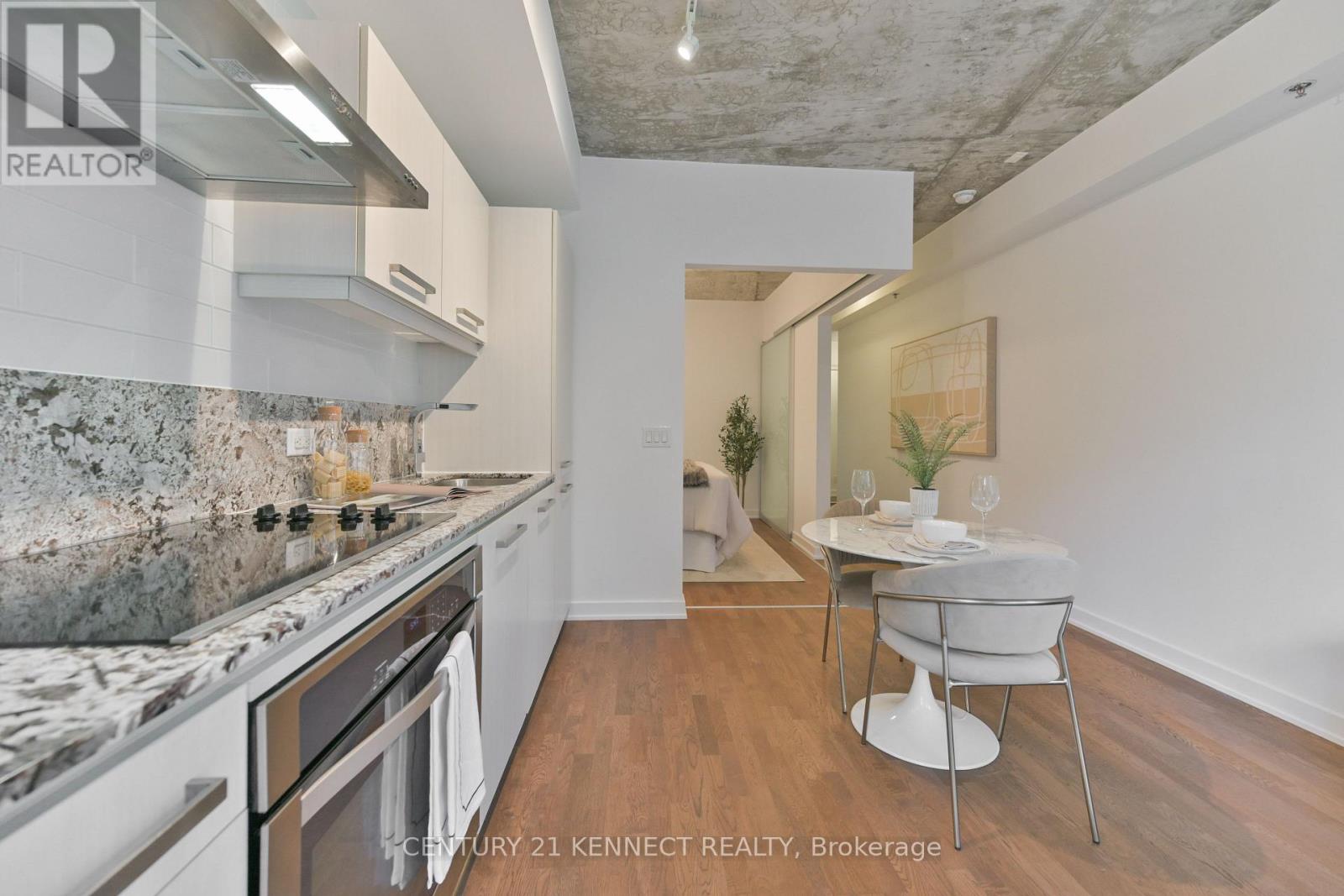 607 - 15 Beverley Street, Toronto, Ontario  M5T 0B3 - Photo 17 - C12772906