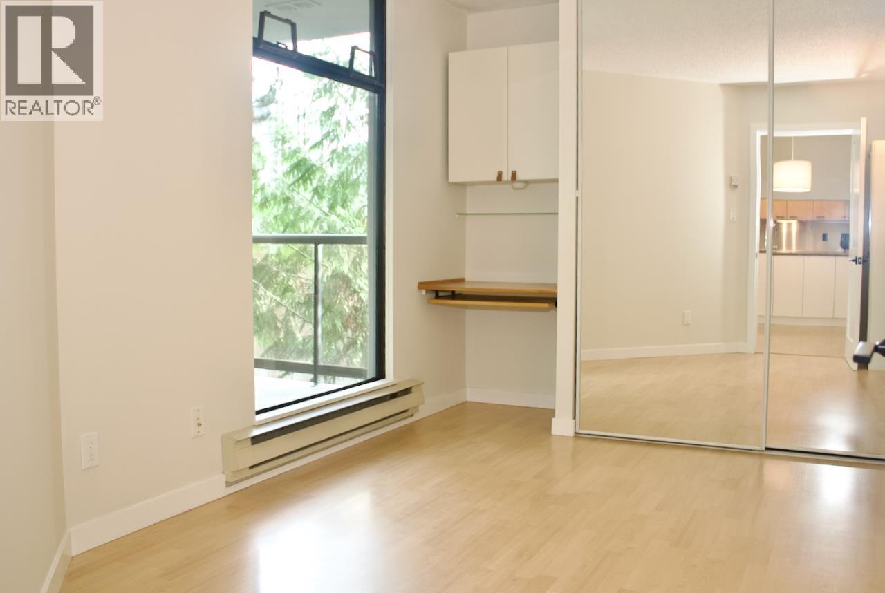 Listing Picture 7 of 24 : 402 1230 COMOX STREET, Vancouver / 溫哥華 - 魯藝地產 Yvonne Lu Group - MLS Medallion Club Member