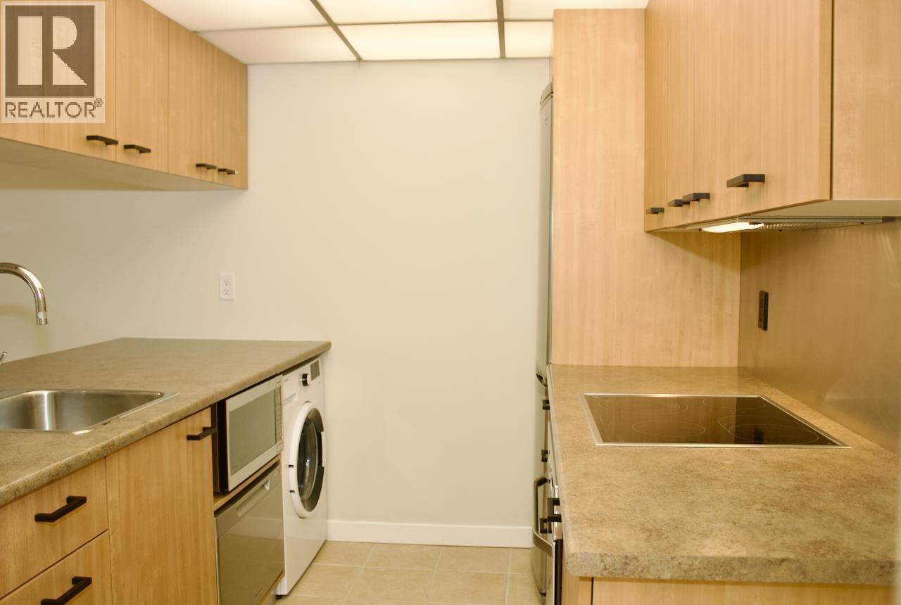 Listing Picture 6 of 24 : 402 1230 COMOX STREET, Vancouver / 溫哥華 - 魯藝地產 Yvonne Lu Group - MLS Medallion Club Member