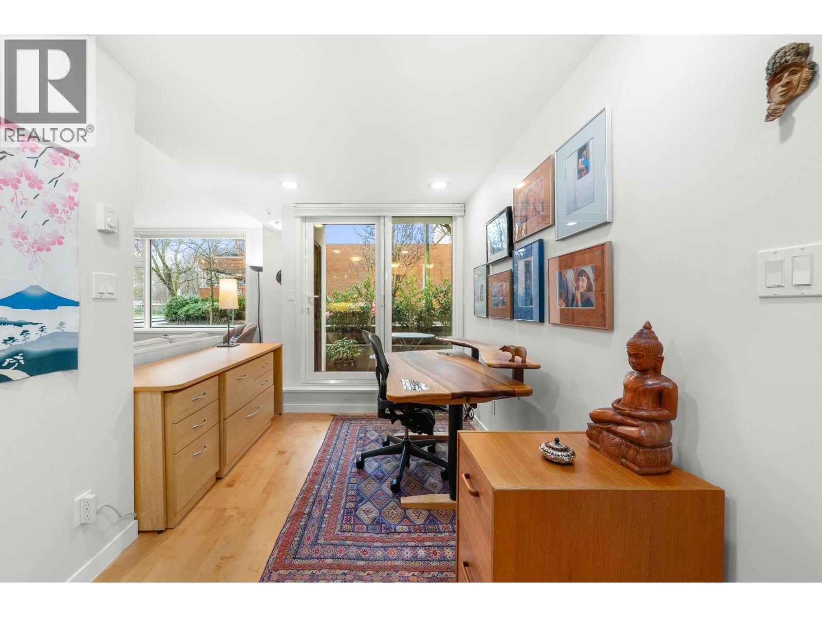 Listing Picture 14 of 33 : 1878 YORK AVENUE, Vancouver / 溫哥華 - 魯藝地產 Yvonne Lu Group - MLS Medallion Club Member