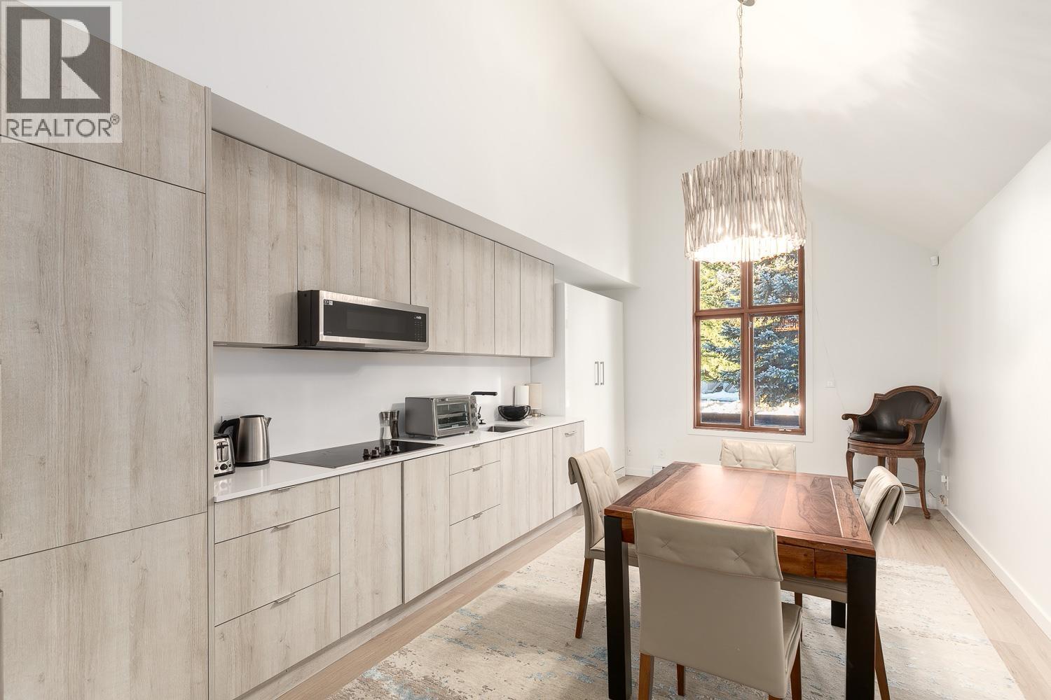 8162 Muirfield Crescent, Whistler, British Columbia  V8E 1J7 - Photo 30 - R3087932