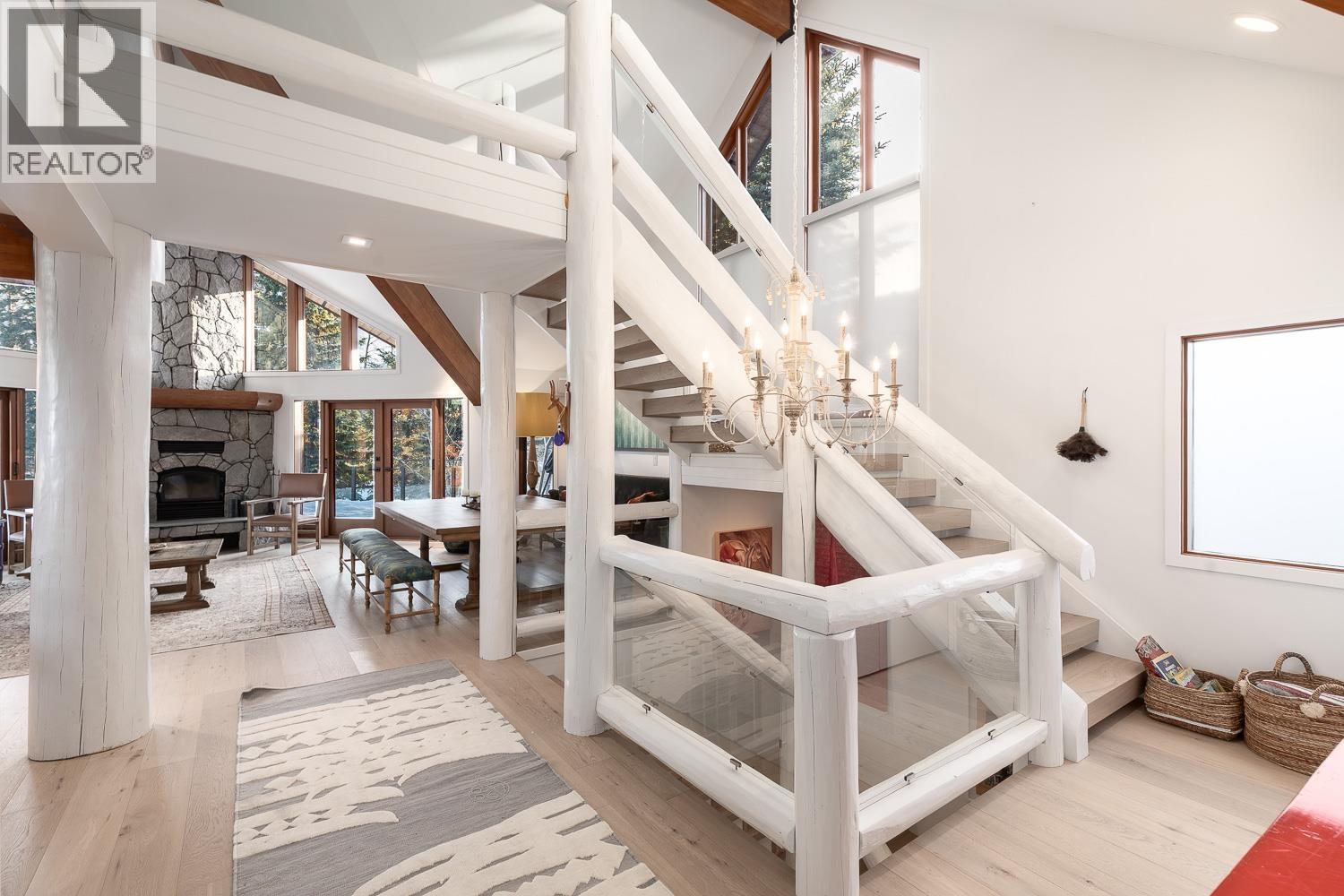 8162 Muirfield Crescent, Whistler, British Columbia  V8E 1J7 - Photo 14 - R3087932