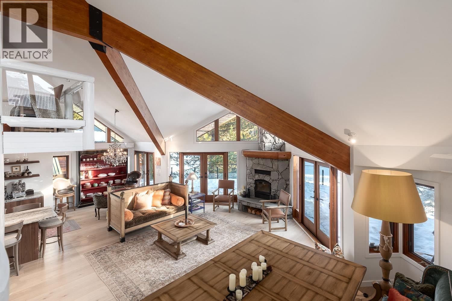 8162 Muirfield Crescent, Whistler, British Columbia  V8E 1J7 - Photo 15 - R3087932